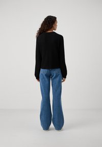 ONLY Tall ONLMAGA czarny