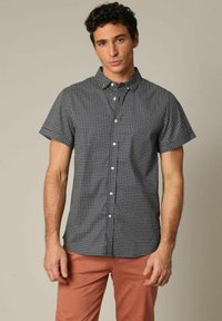 Niet geselecteerd, Navy