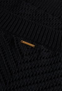 Superdry & Co - Sukienka dzianinowa