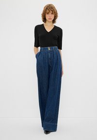 adL PLEATED WIDE LEG  - Wide leg - NAVY BLUE
