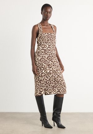 CRISS CROSS BACK - Etuikleid - chocolate