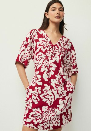 KAFTAN PETITE - Denní šaty - red cream