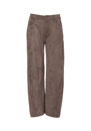 Brązowe spodnie dzwony z korduroju o gładkiej fakturze, z przednimi kieszeniami i klasycznym zapięciem na guzik. Dopasowany krój podkreśla komfort.
