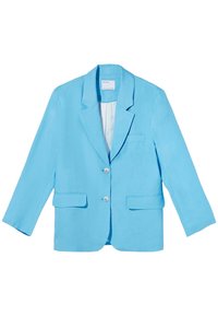 Světle modrý blejzr s klopami, na dva knoflíky a třemi předními kapsami, položený na bílé pozadí.