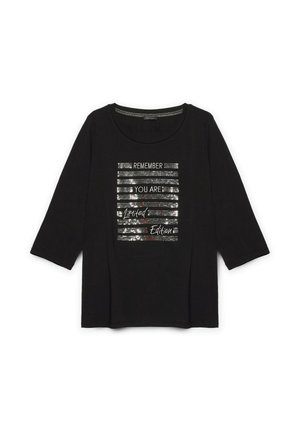 Zwarte t-shirt met driekwartmouwen, featuring een metallic tekstgrafiek in het midden met de tekst "VERGEET NIET DAT JE een Beperkte Editie bent."