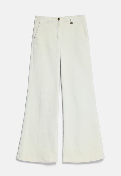 Pantalon en velours côtelé écru à jambes larges, avec poches avant, passants de ceinture, fermeture par bouton et zip.