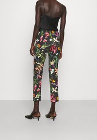 Marc Cain Bukser - multi-coloured