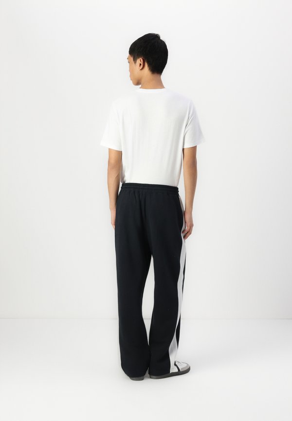 Baggy Varsity Sweatpants - Tracksuit bottoms3