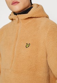 Lyle & Scott ZIP HOODIE - Casaco de verão - tan