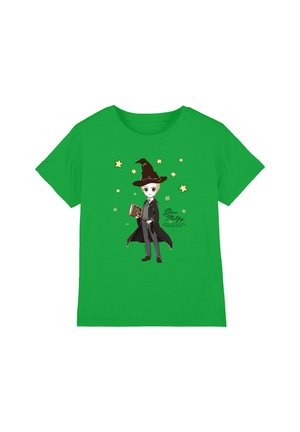 Green shirt with cartoon wizard in black robe and hat holding book and wand, surrounded by yellow and green stars.