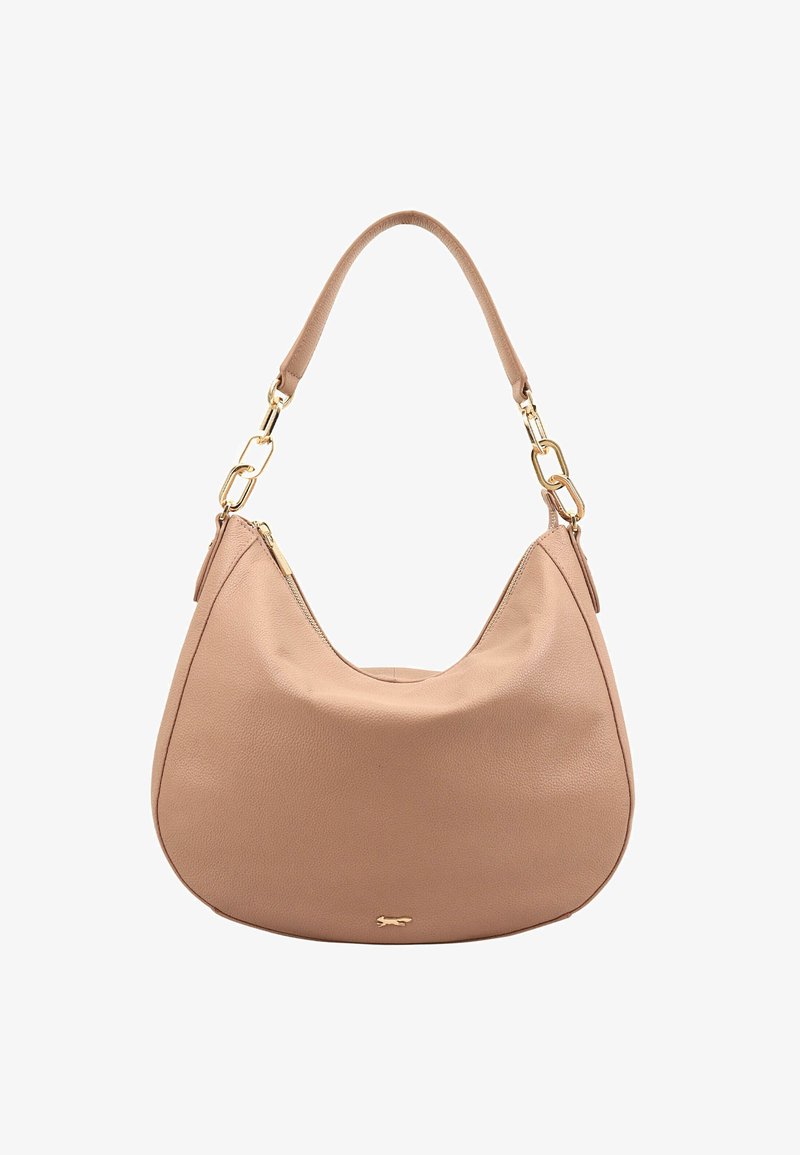 Lichtbeige leren hobo tas met een gebogen vorm, goudkleurige ketting en hardware accenten, voorzien van een ritssluiting en een gestructureerd oppervlak.