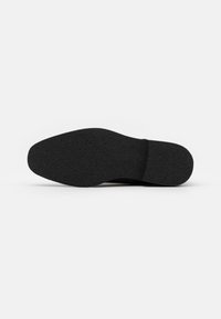 Pier One Botines con cordones - black