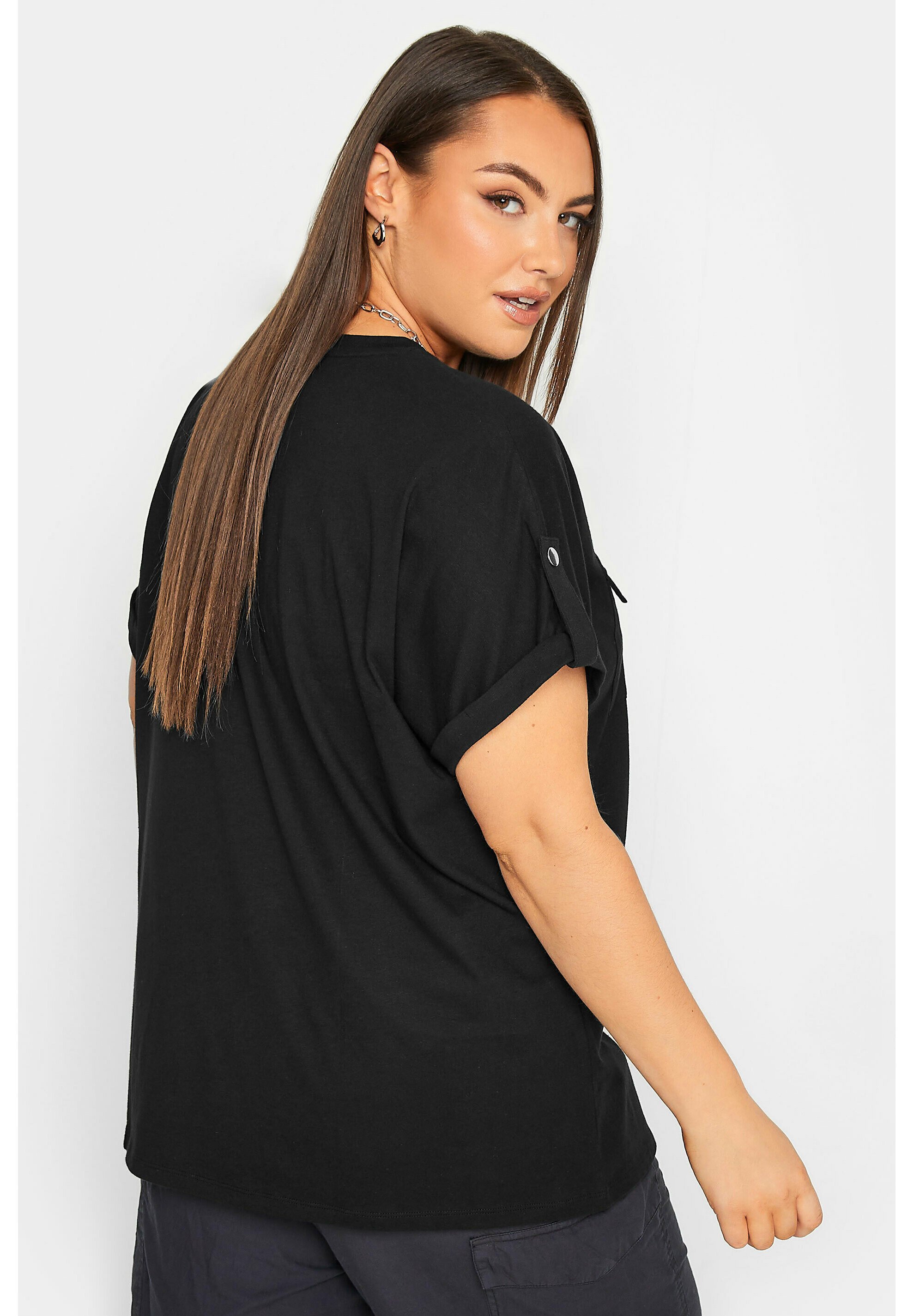womens plus size black t shirt