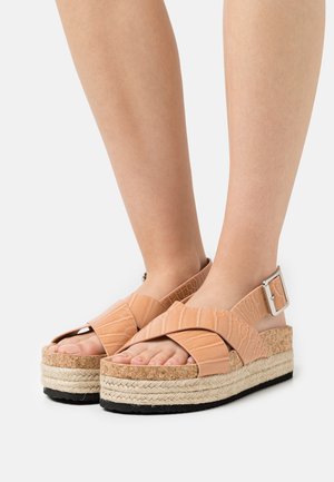 Monki, Espadrilles - beige