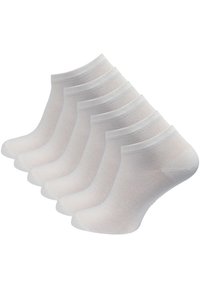 Fünf Paar Knöchelsocken, weiß mit weichem Strickmuster, gerippten Bündchen und verstärkten Fersen, in einer versetzten Anordnung präsentiert.