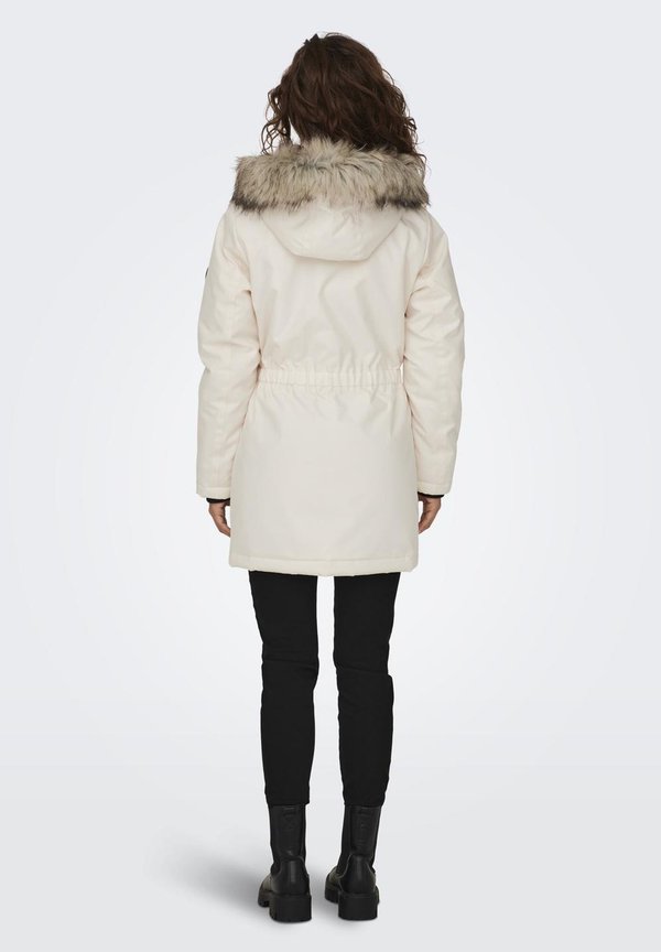 Winter coat - eggnog detail nature fur3