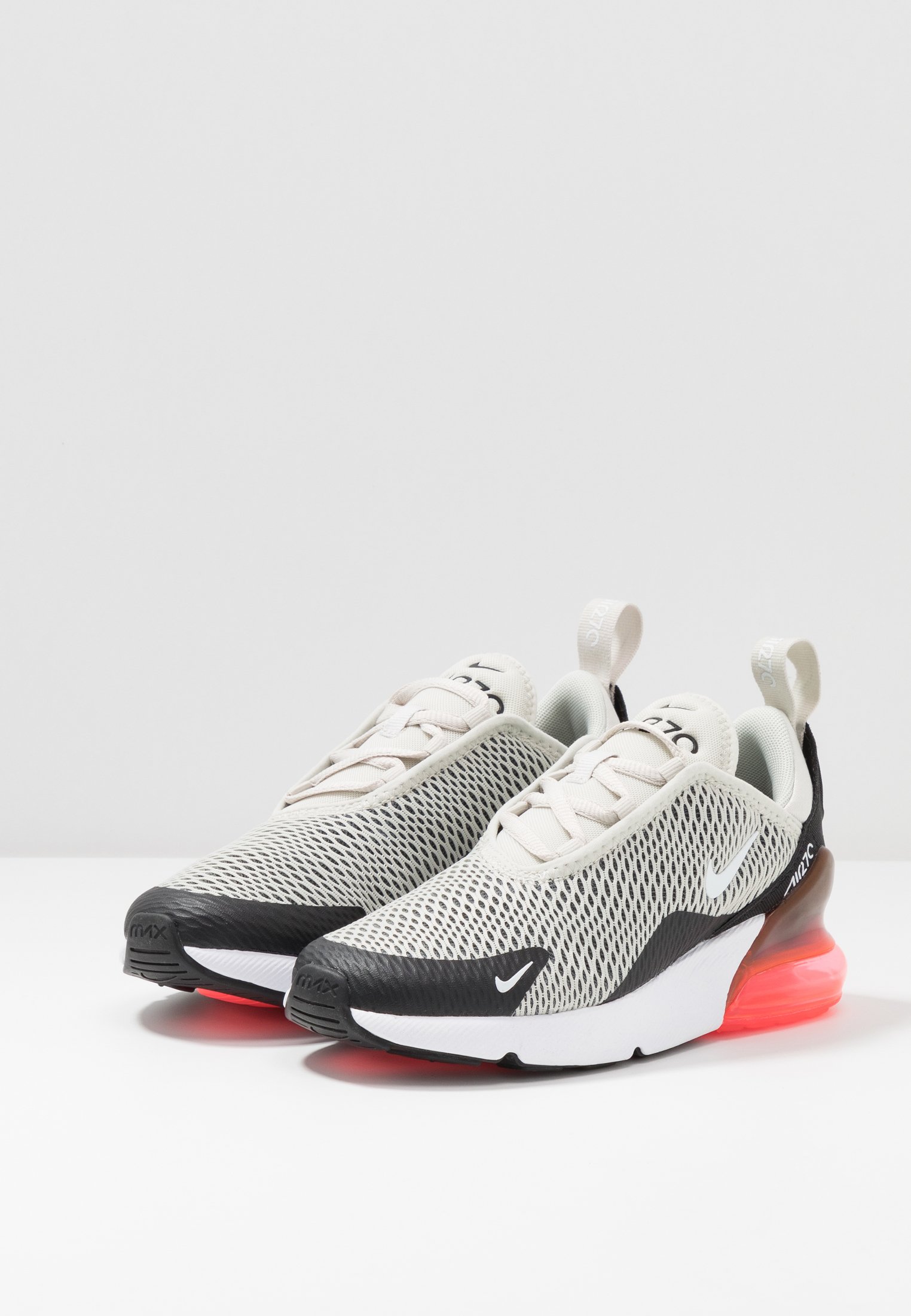 air forces with changing swoosh