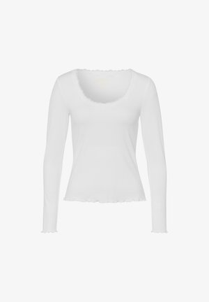 Bílý dlouhý rukáv top s kulatým výstřihem a vlnitými okraji, vyrobený z lehké tkaniny s hladkou texturou.