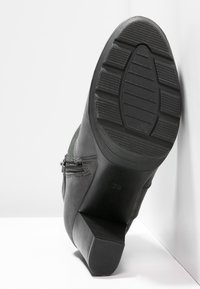 Marco Tozzi Korolliset nilkkurit - grey