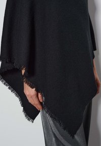 someday. BABIENE - Mantella - black