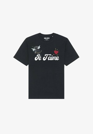 T-shirt en coton noir à manches courtes, avec le texte blanc « Je T'aime » et un graphique coloré d'une figure ailée et d'un cœur.