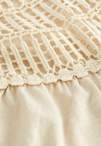 Next SHORT SLEEVE BUBBLEHEM REGULAR FIT - Triko s potiskem - neutral