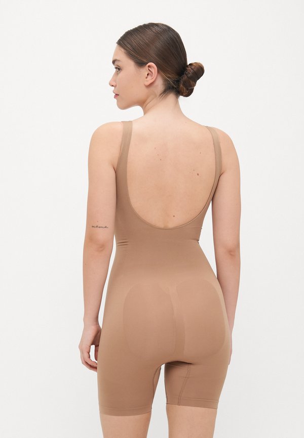 NEARLY NAKED MID THIGH  - Body - moody taupe2