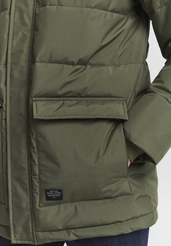 CFOlson - Winter coat - beetle4