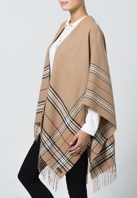 Mantella e poncho da donna FRAAS