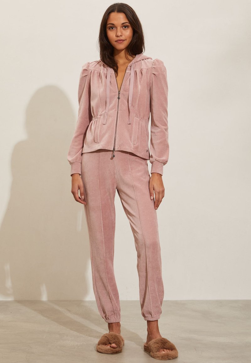 Damen Strickjacken | Odd Molly SIRI Strickjacke soft mauve/rosa - JN22826 Damen Strickjacken | Odd Molly SIRI Strickjacke soft mauve/rosa - JN22826
