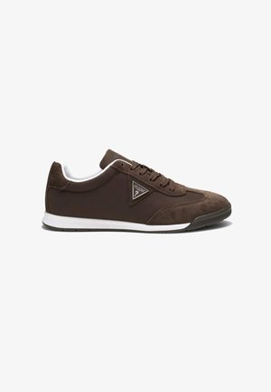 Guess, Baskets basses - braun