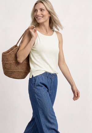 Street One, TOP MIT U-BOOT-AUSSCHNITT UND SCHULTERDETAIL - Débardeur - off white