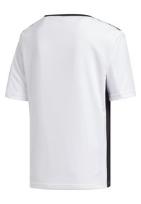 Camiseta deportiva blanca de manga corta, con rayas laterales negras, cuello redondo y textura suave. Diseñada para comodidad y uso activo.