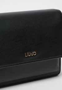 LIU JO BETTER  - Schoudertas - black