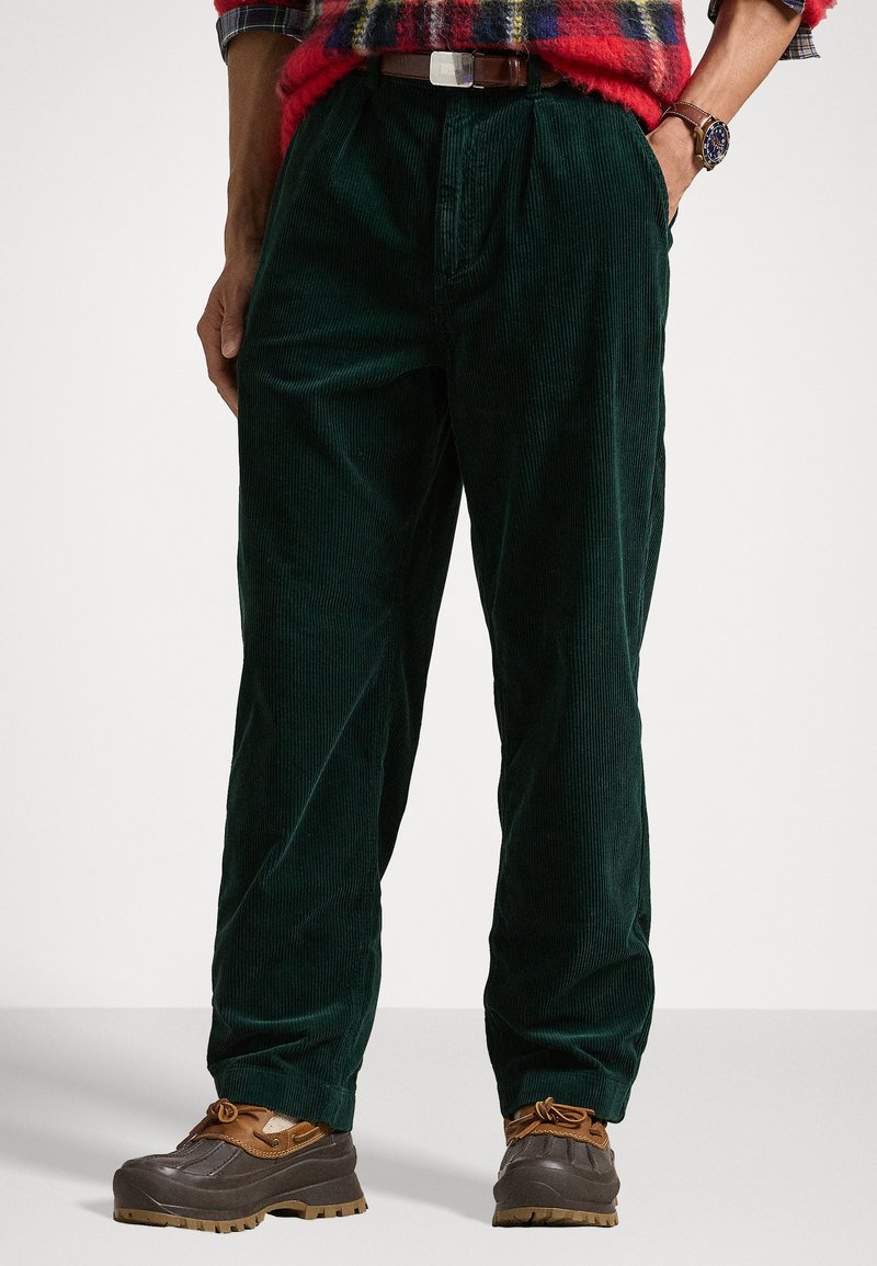Polo Ralph Lauren POLO PREPSTER CORDUROY EASY TROUSER - Trousers - moss agate