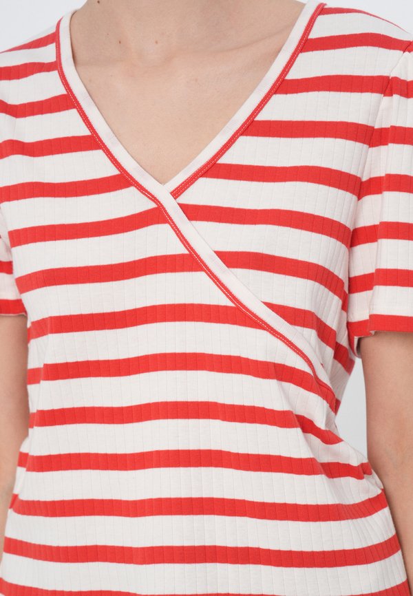 UTE - Print T-shirt2