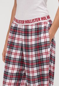 Hollister Co. 24/7 Baggy Flannel Pajama Pants - Pidžamas apakšdaļa - light red