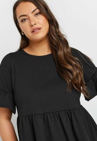 Yours Clothing Vapaa-ajan mekko - black