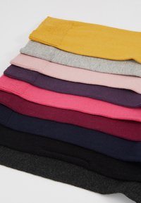 camano COMFORT UNISEX SOCKS 9 PACK - Sokker - chalk mix