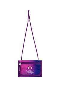 Torebka crossbody w fioletowo-różowym kolorze gradientu, z kieszonką na zamek, haftowanym detalem w postaci tęczy i regulowanym paskiem do noszenia.