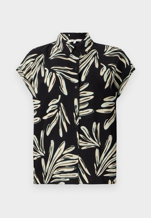 Musthave musta lühikeste varrukatega särk, millel on valge ja helesinine lehe muster, nupukinnitatud ees ja tavaline krae.