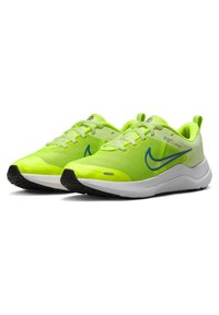 Nike Performance Scarpe da corsa su strada - neon yellow
