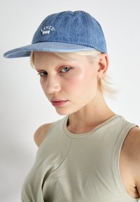 LAZY GIRL LOGO - Cap - jeans blue