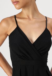 WAL G PETITE CLAIRE SKATER - Koktélruha / Partiruha - black