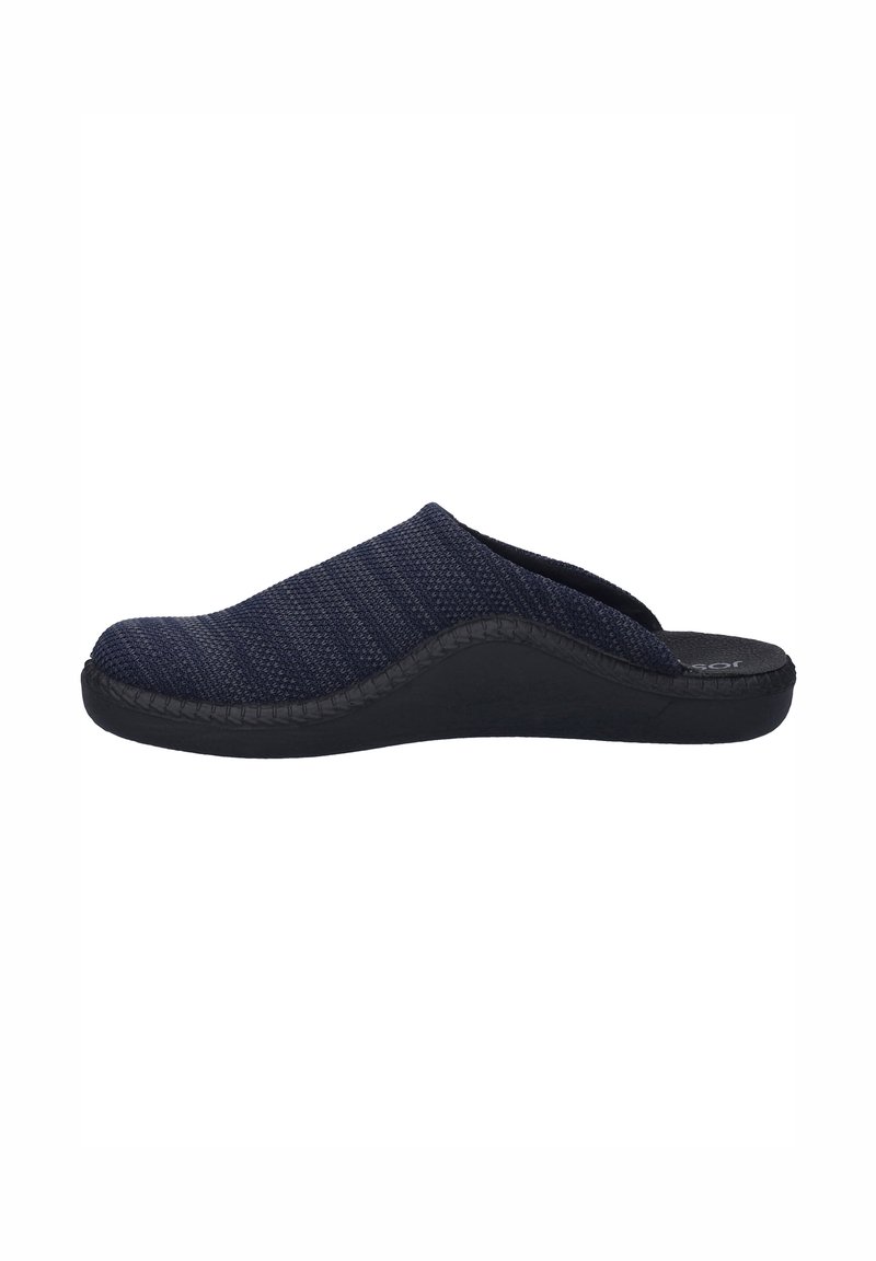 Marineblaue Slippers mit gewebtem Obermaterial, geschwungener schwarzer Außensohle und strukturiertem Finish. Verfügt über ein niedriges Profil und keine Verschlüsse.