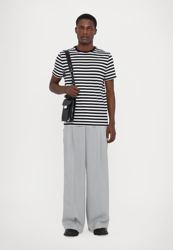 SLEEK CREW STRIPE - Print T-shirt3