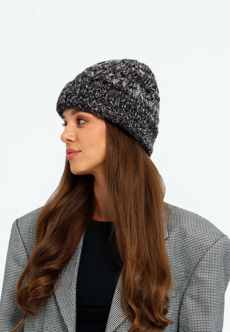 Bickley+Mitchell Muts - dk grey twist