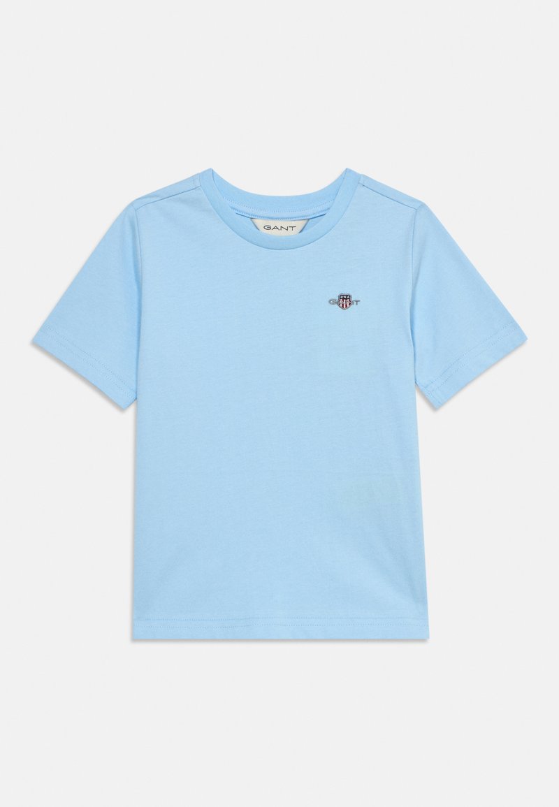 Ανοιχτό μπλε βαμβακερό κοντομάνικο μπλουζάκι με στρογγυλή λαιμόκοψη και μικρό λογότυπο GANT στο αριστερό στήθος.