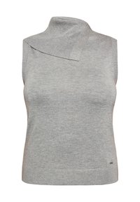 Maglione grigio senza maniche con colletto alto a costine e design frontale asimmetrico. Texture morbida e silhouette aderente. Branding minimalista all'orlo.