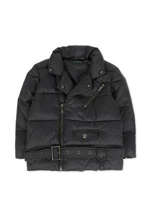 Giubbotto imbottito nero con colletto a punte, dettagli con zip, bottoni decorativi e una cintura. Presenta una texture trapuntata e diverse tasche.